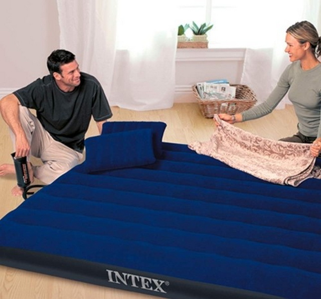 Надувной матрас Intex Classic Downy Airbed Fiber-Tech, 152х203х25см с подушками и насосом 64765 644_600