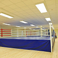 Ринг боксерский на помосте разборный ФСИ помост 7,8х7,8 м, высота 1 м, три лестницы, боевая зона 6,1х6,1 м 120_120